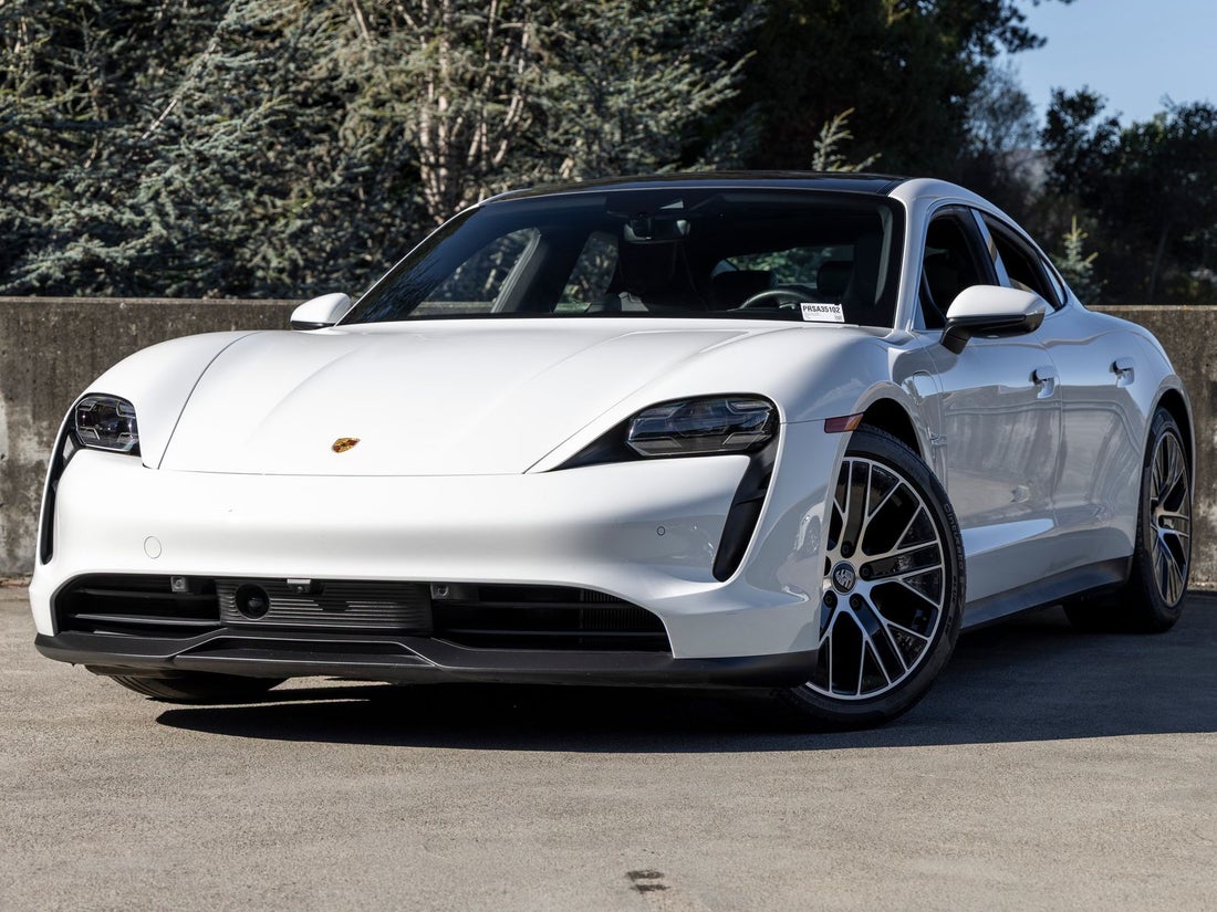 2024 Porsche Taycan 4S — photo 1 of 67