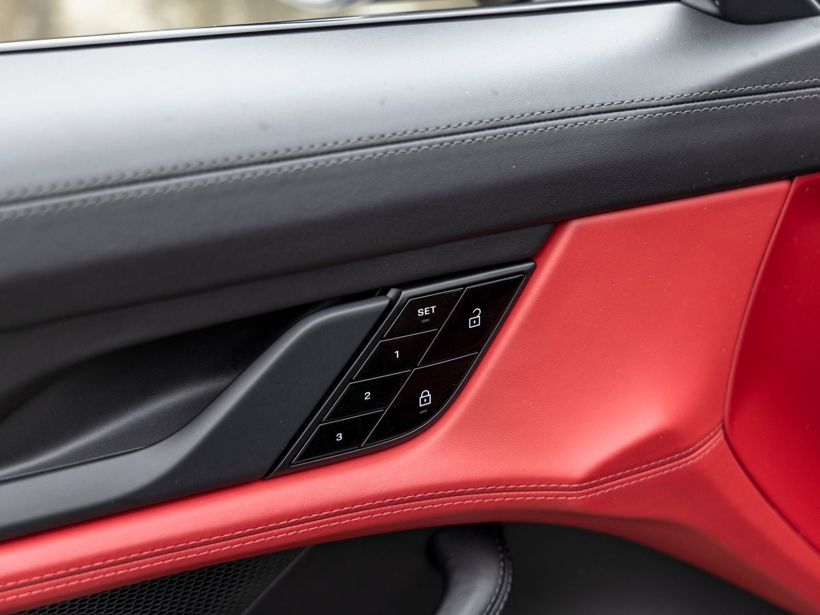 2021 Porsche Taycan Taycan 4S