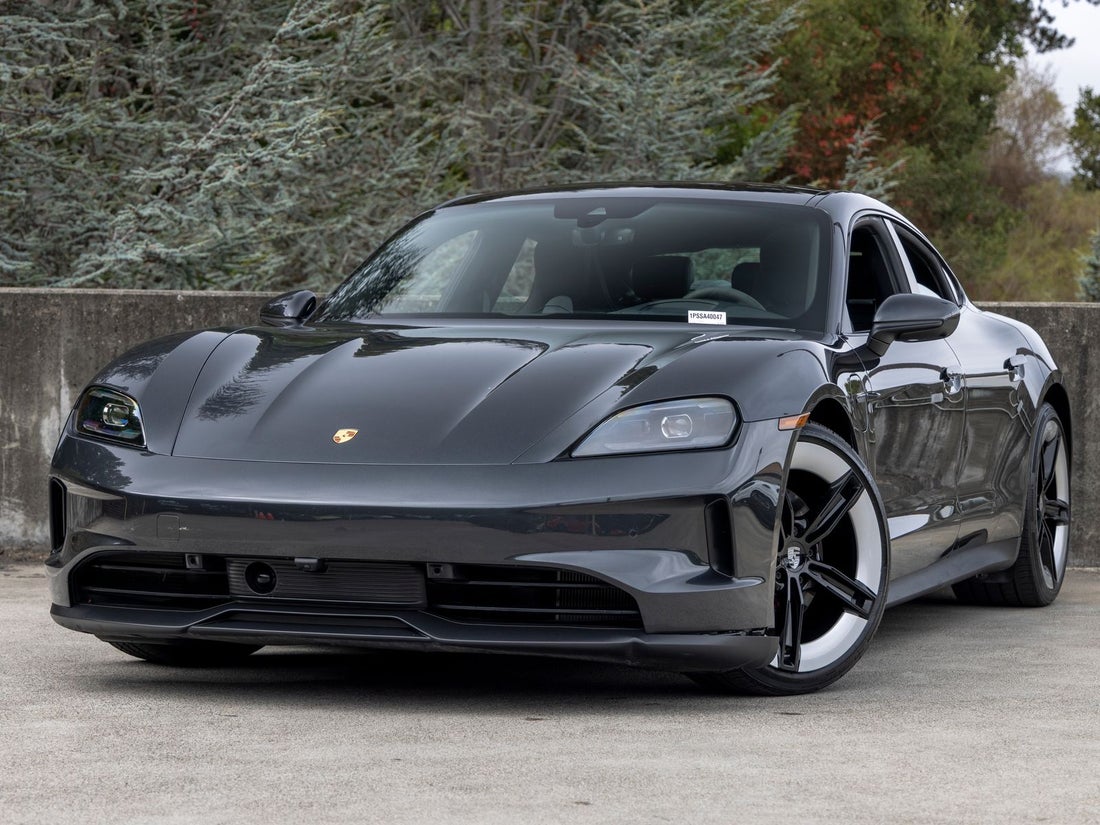 2025 Porsche Taycan 4S — photo 1 of 57