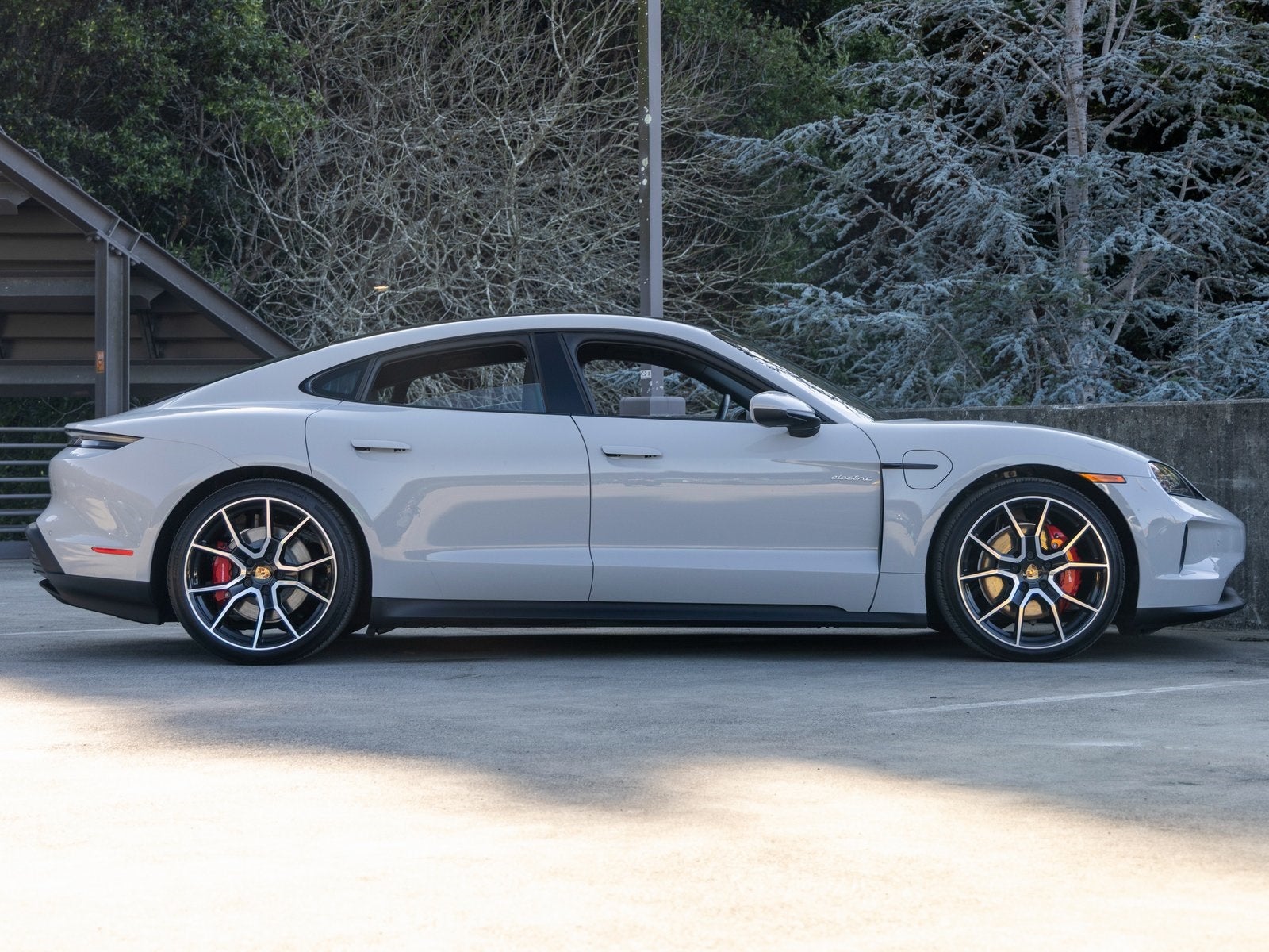 2025 Porsche Taycan 4S