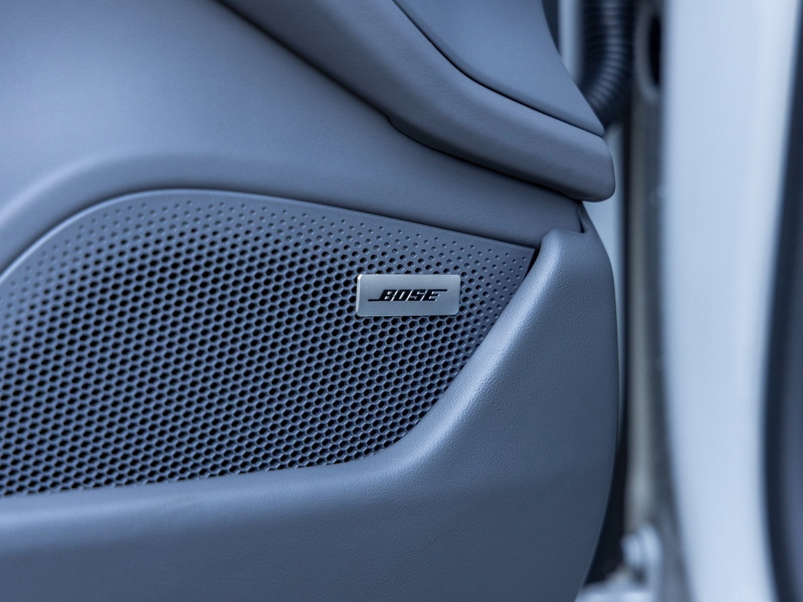 2025 Porsche Taycan 4S