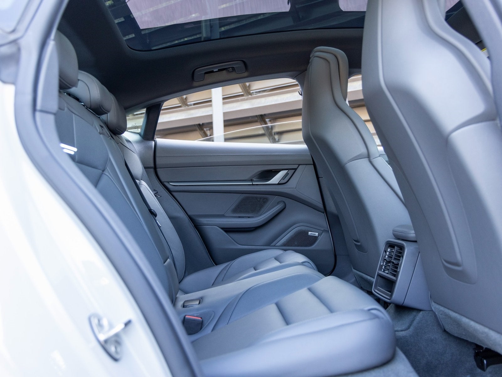 2025 Porsche Taycan 4S