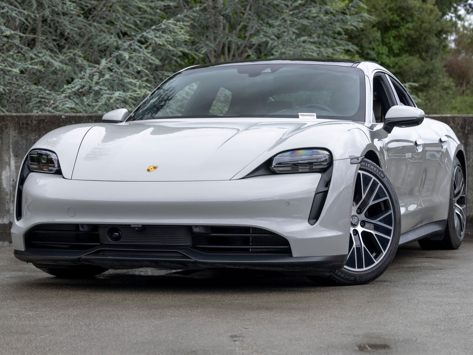 2022 Porsche Taycan 4S's photo