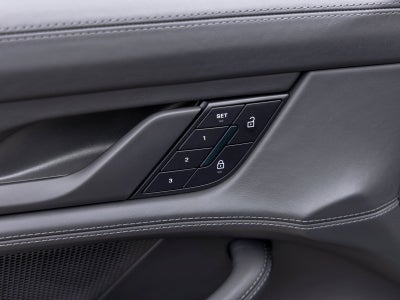 2026 Porsche Taycan 4S Black Edition
