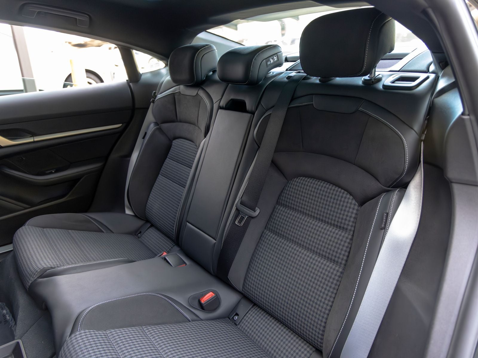 2025 Porsche Taycan Taycan 4S