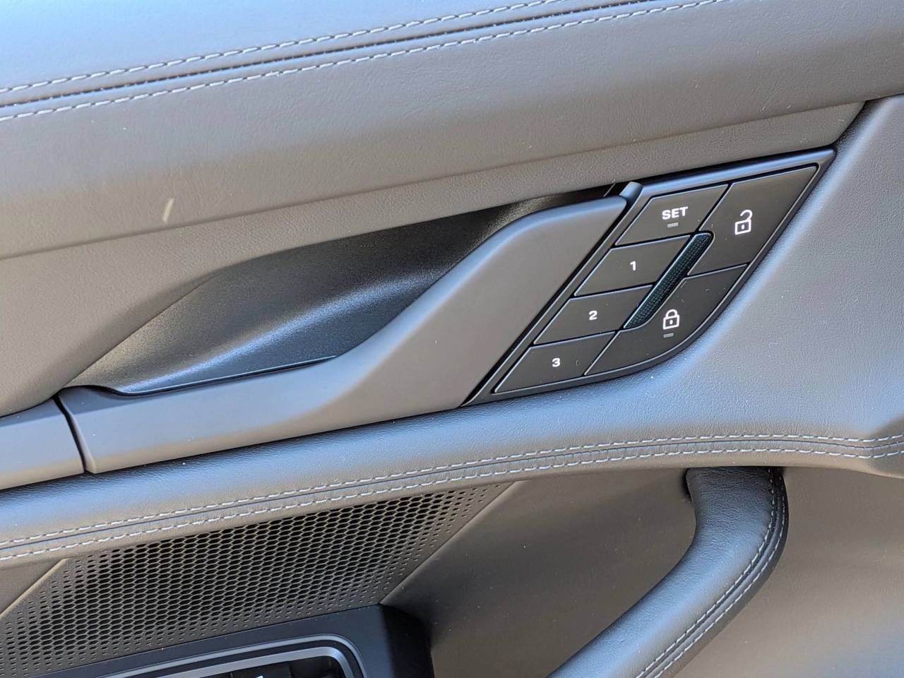 2026 Porsche Taycan Taycan 4S Black Edition