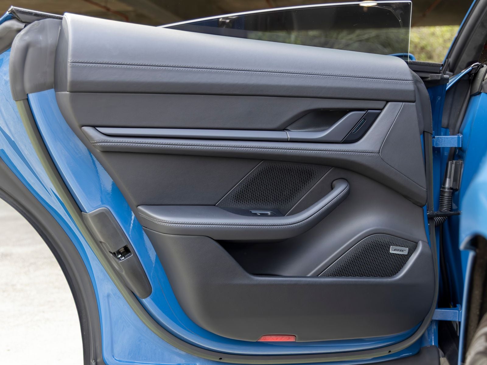 2024 Porsche Taycan Taycan Turbo (MY24)