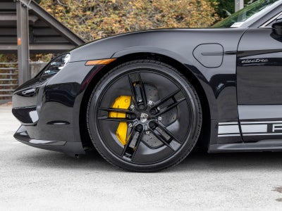 2026 Porsche Taycan Taycan Turbo S