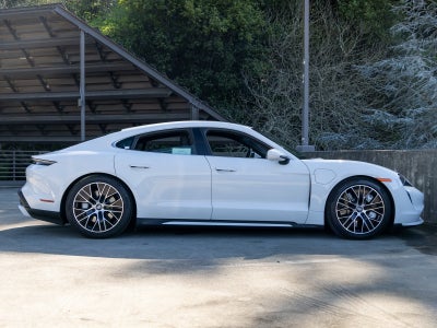 2023 Porsche Taycan Taycan Turbo (MY23)