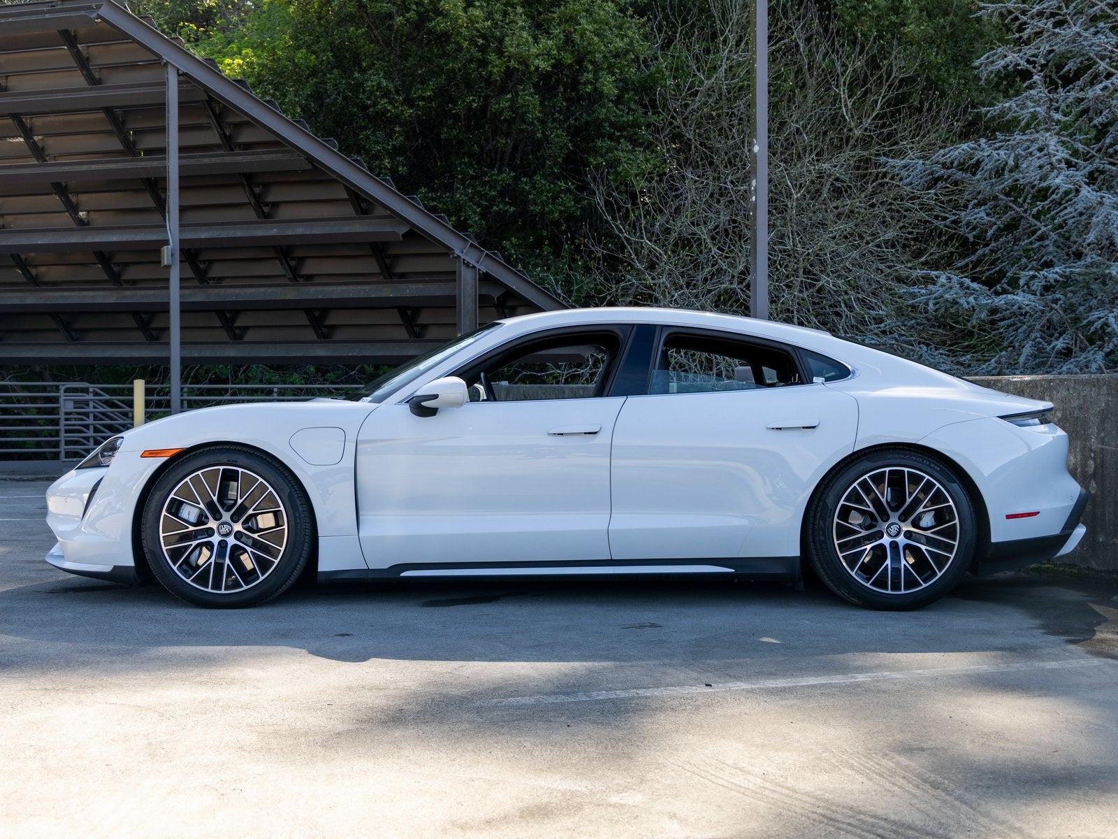 2023 Porsche Taycan Taycan Turbo (MY23)