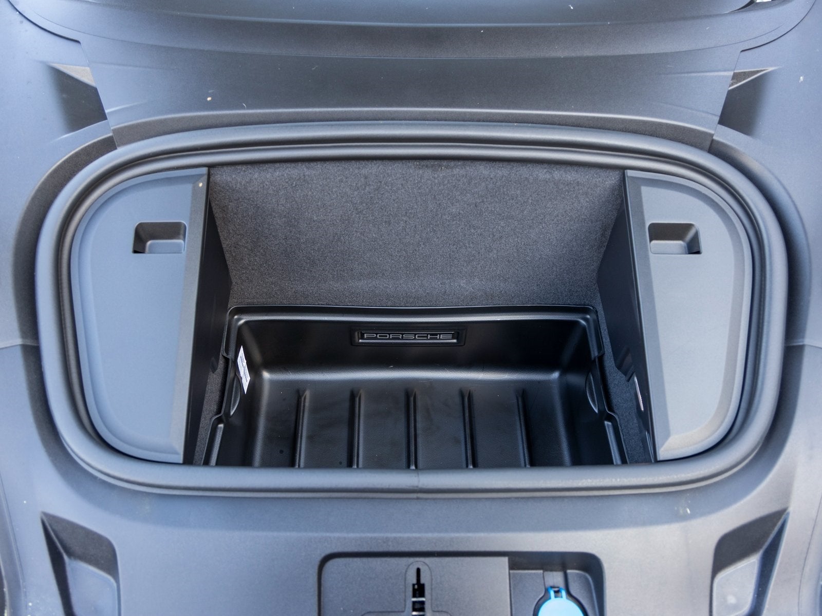 2023 Porsche Taycan Taycan Turbo (MY23)