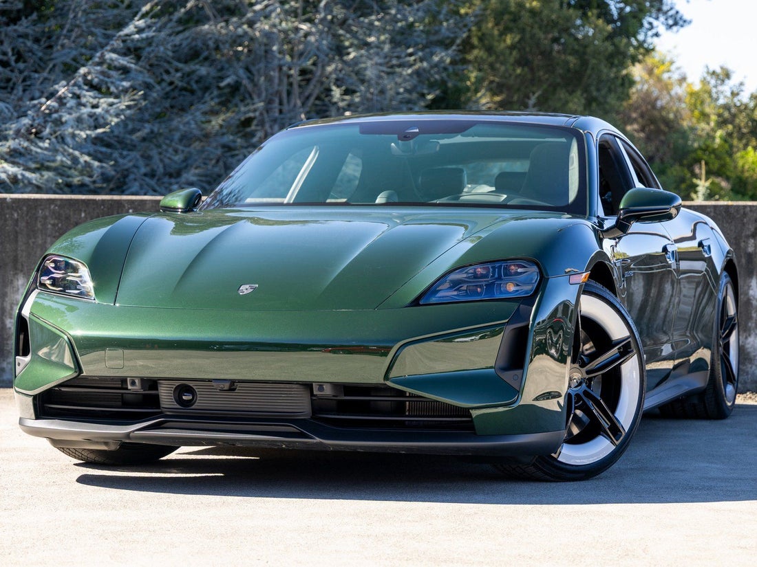 2026 Porsche Taycan Turbo — photo 1 of 68