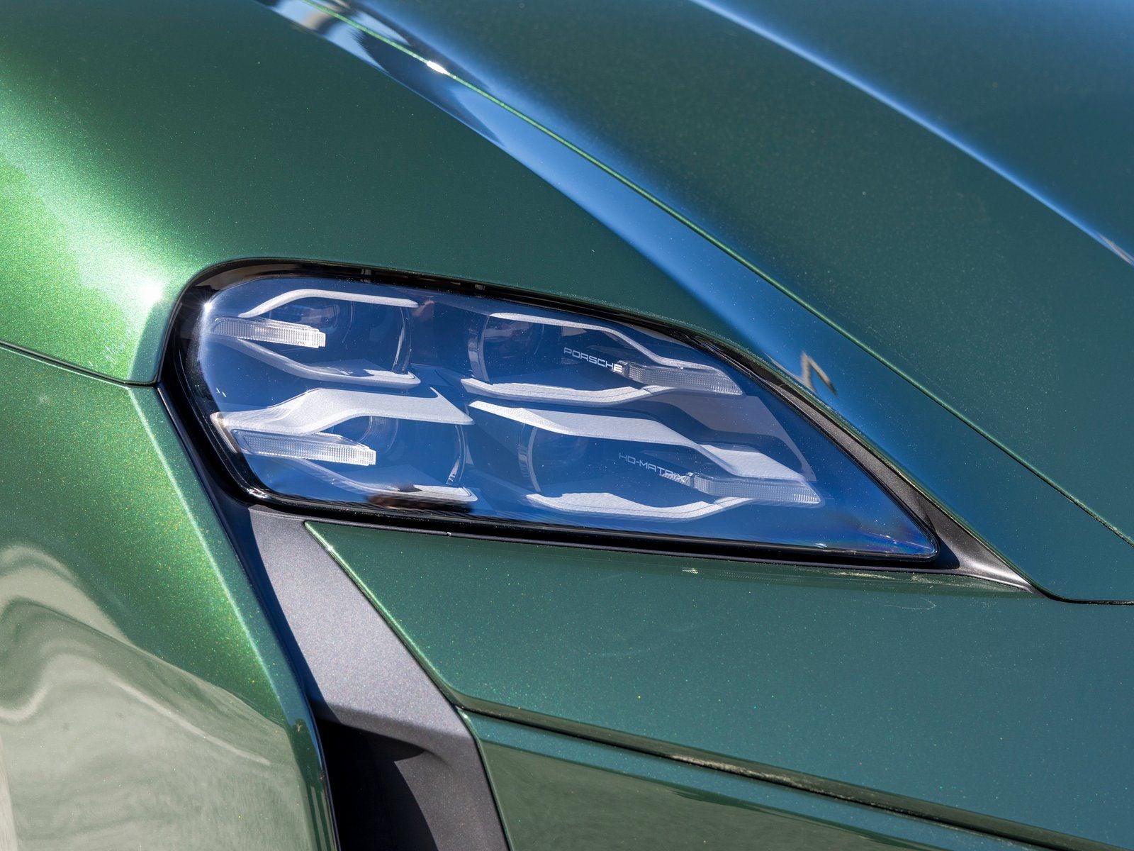 2026 Porsche Taycan Taycan Turbo