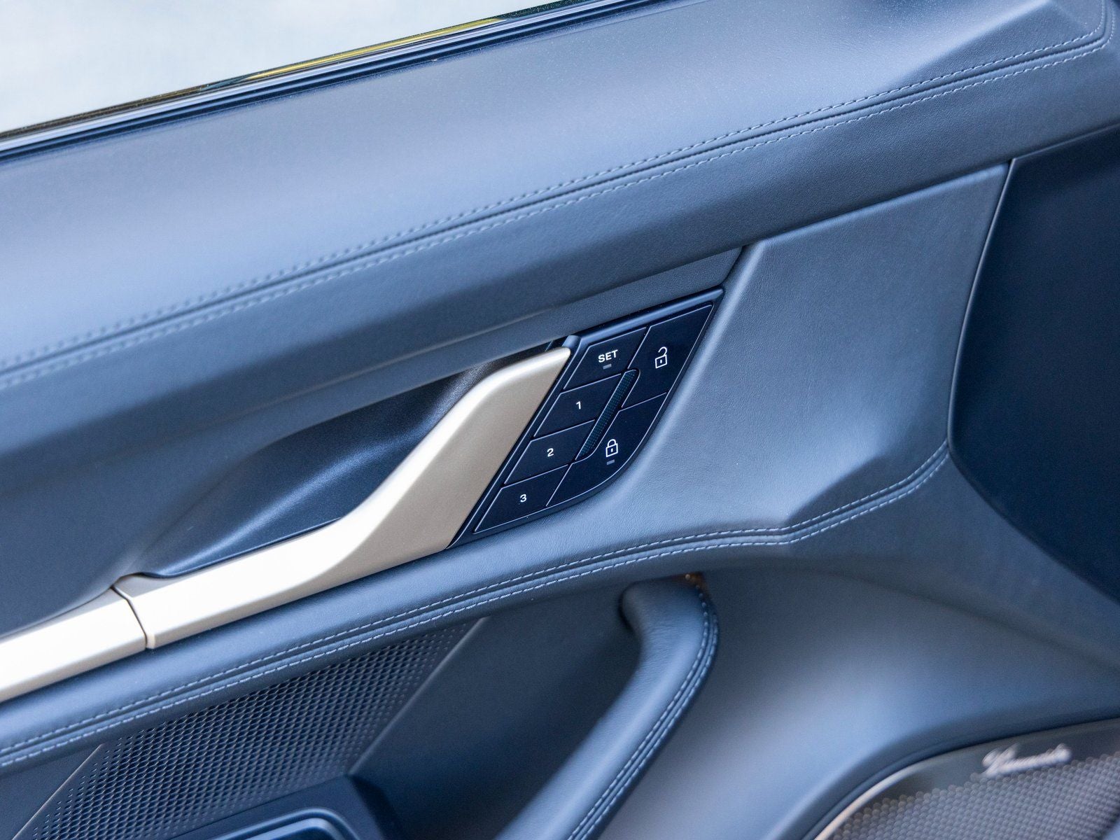 2026 Porsche Taycan Taycan Turbo