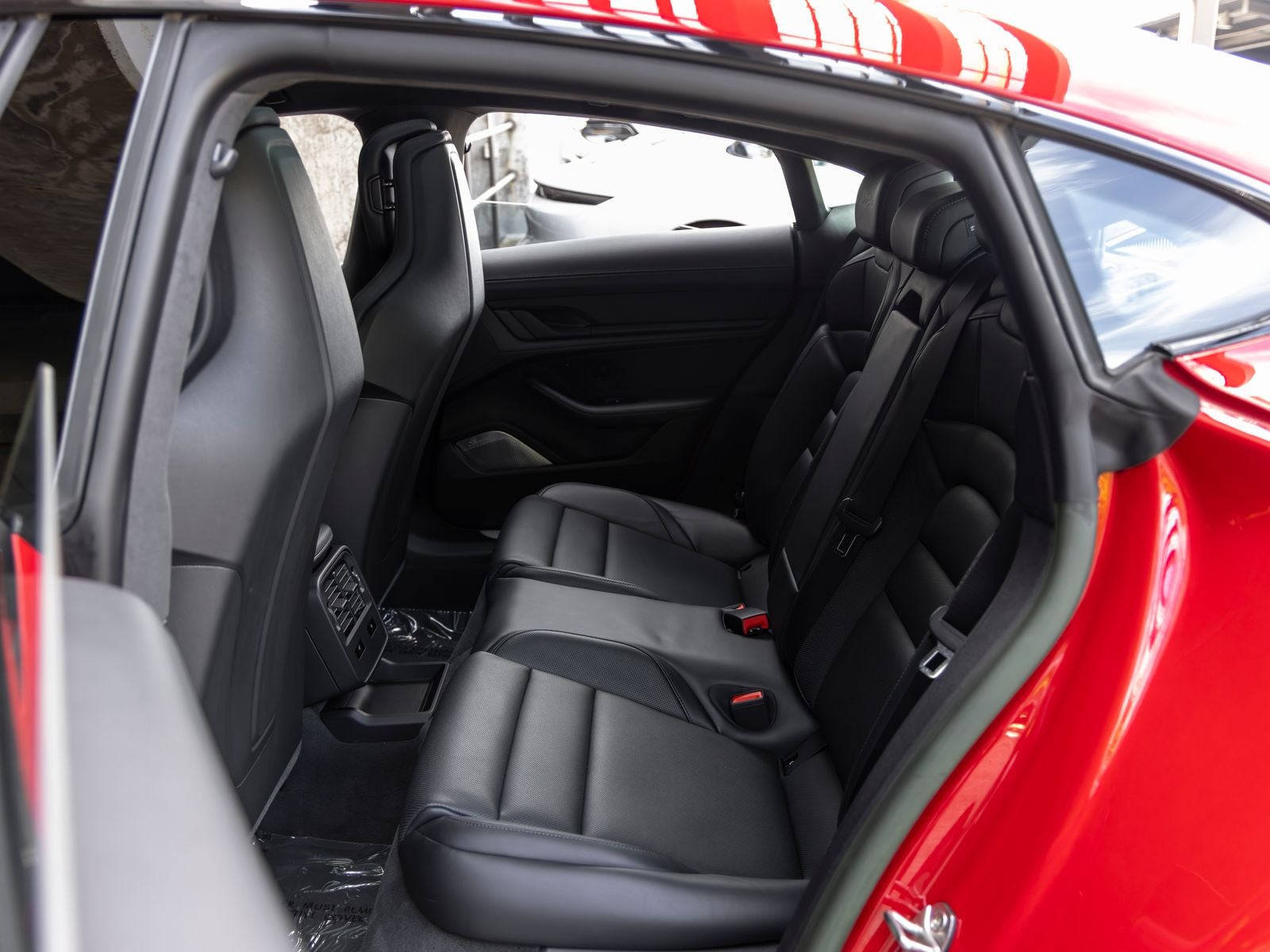 2024 Porsche Taycan Taycan Turbo