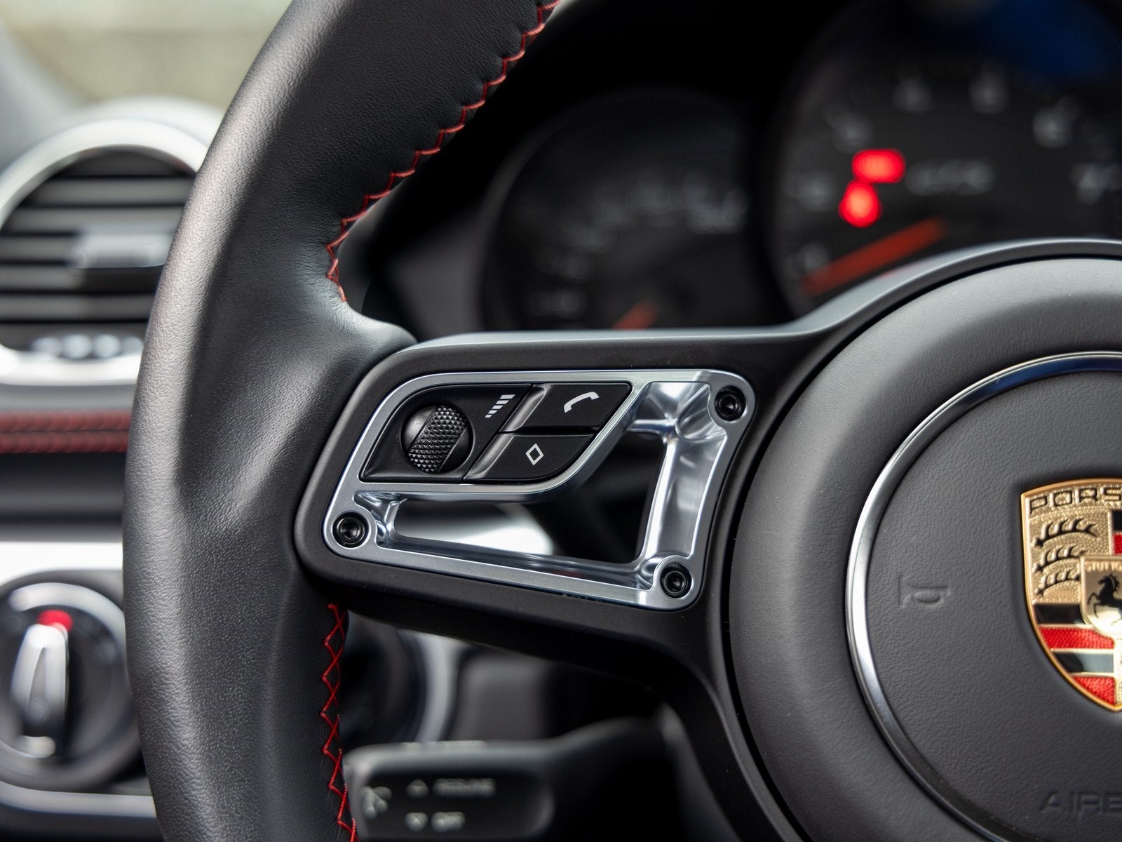 2025 Porsche 718 Cayman GTS