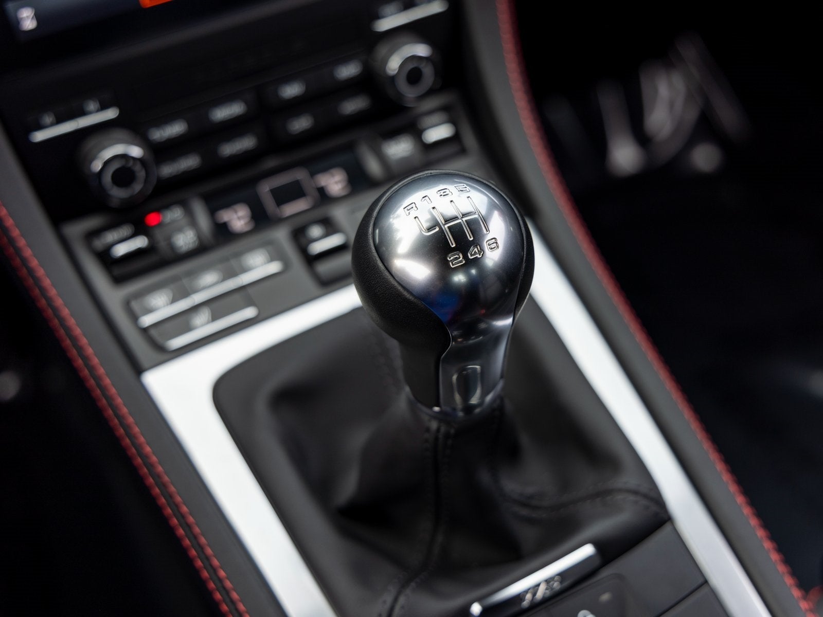 2025 Porsche 718 Cayman GTS