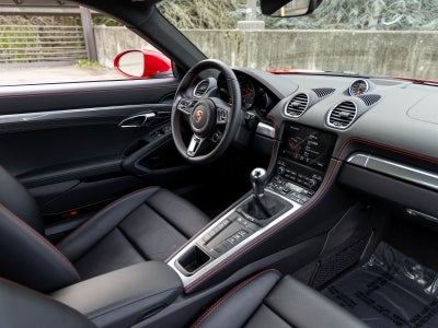 2025 Porsche 718 Cayman GTS