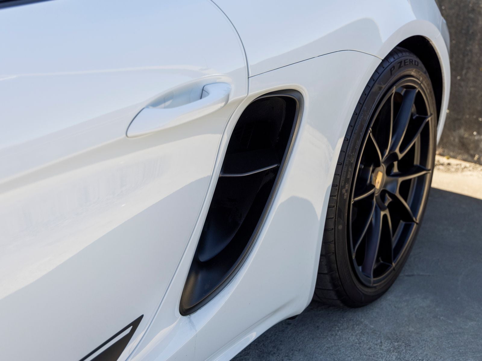 2025 Porsche 718 Cayman GTS 4.0