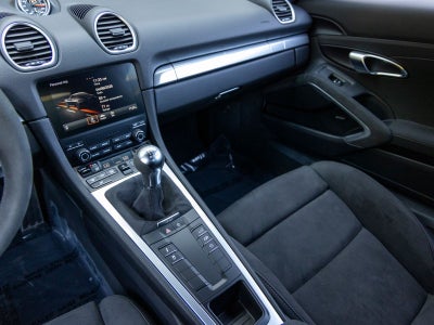 2025 Porsche 718 Cayman GTS 4.0