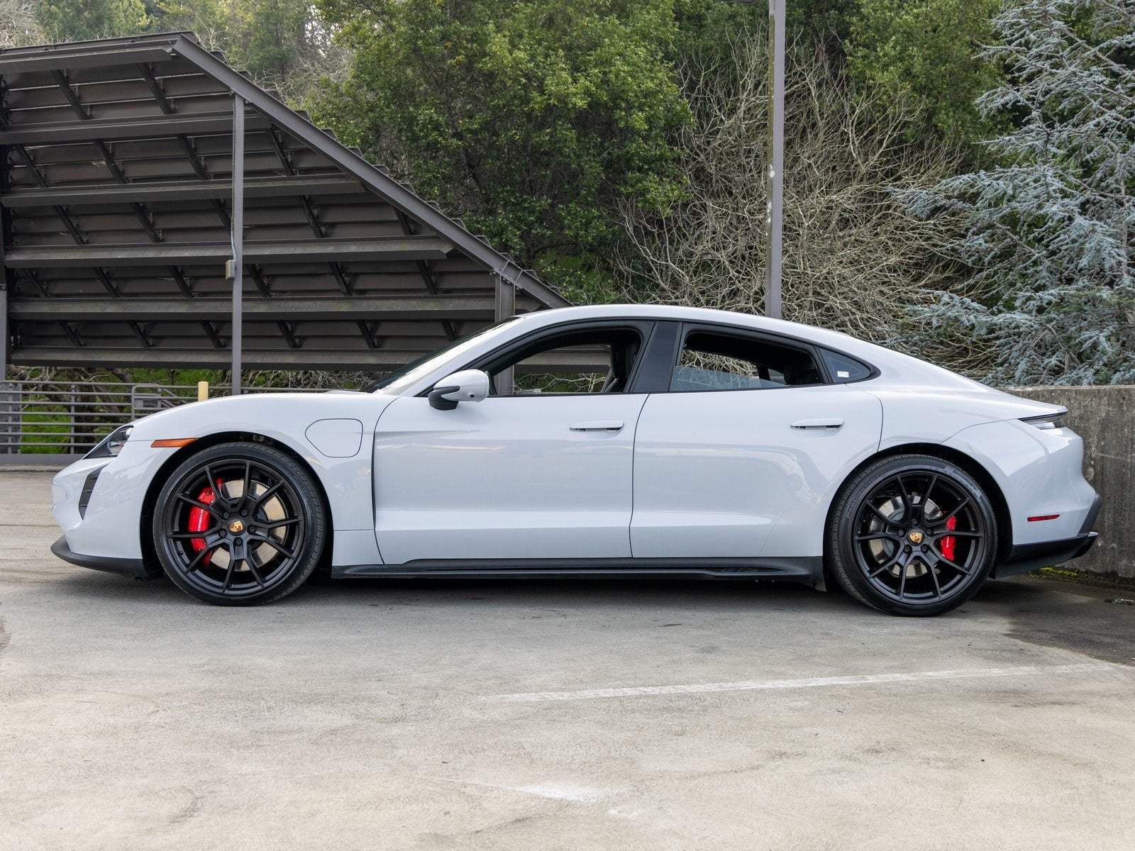 2023 Porsche Taycan Taycan GTS (MY23)