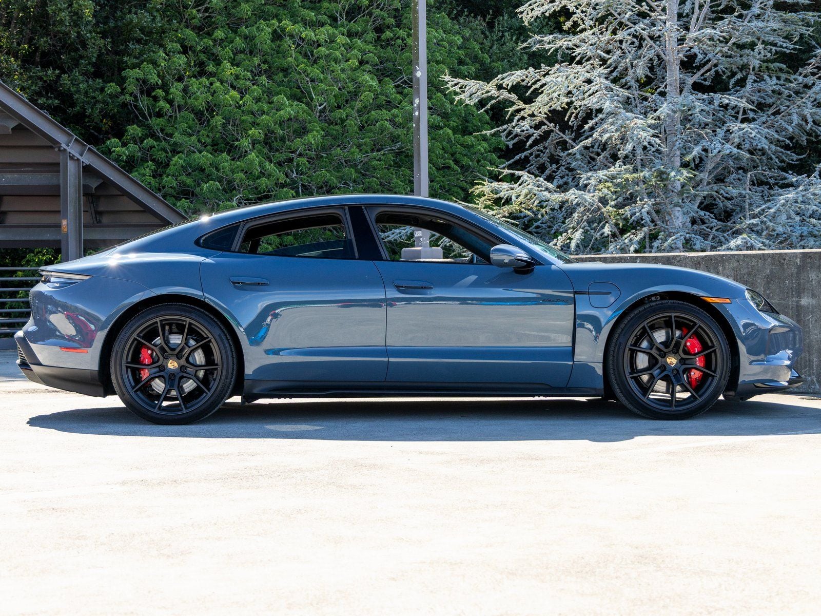 2025 Porsche Taycan Taycan GTS