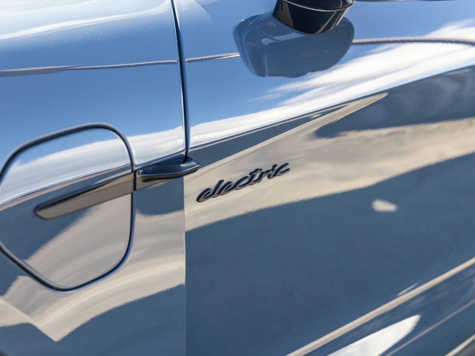 2025 Porsche Taycan Taycan GTS