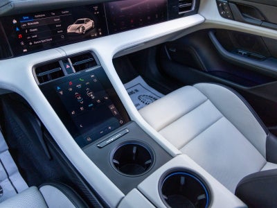 2025 Porsche Taycan Taycan GTS