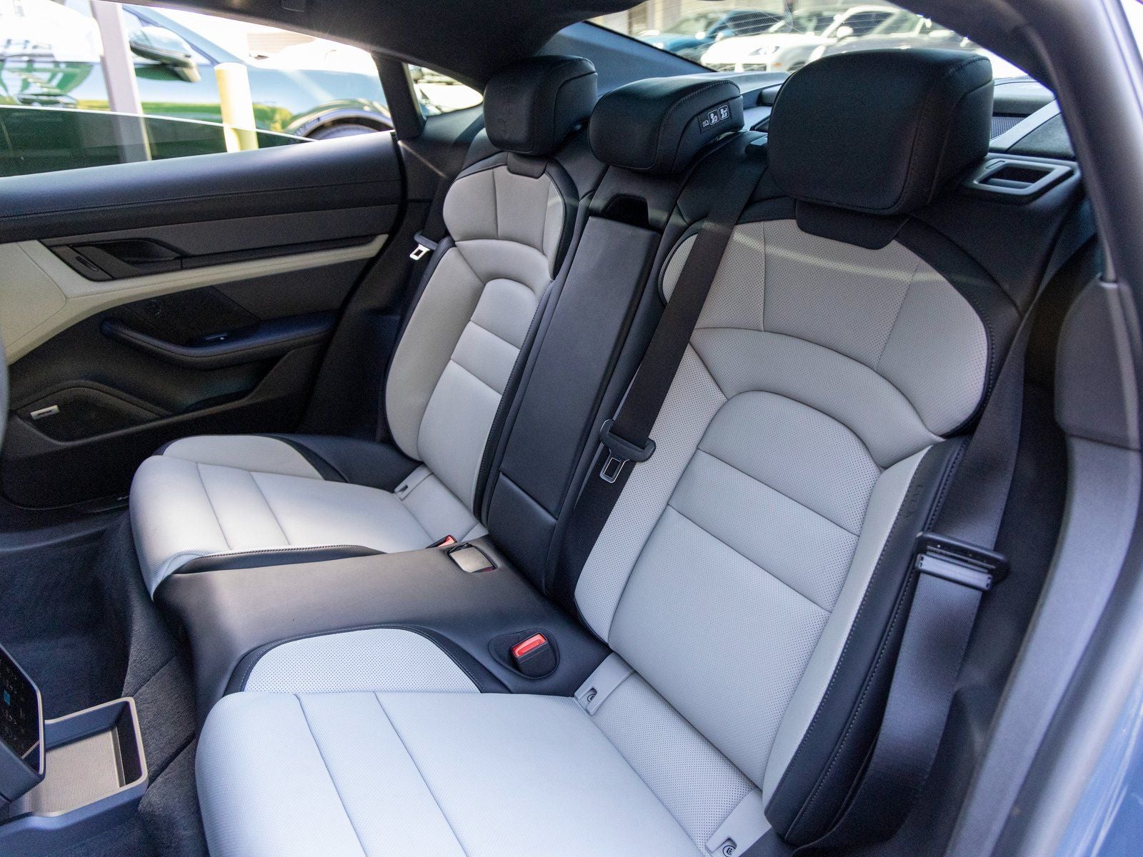 2025 Porsche Taycan Taycan GTS