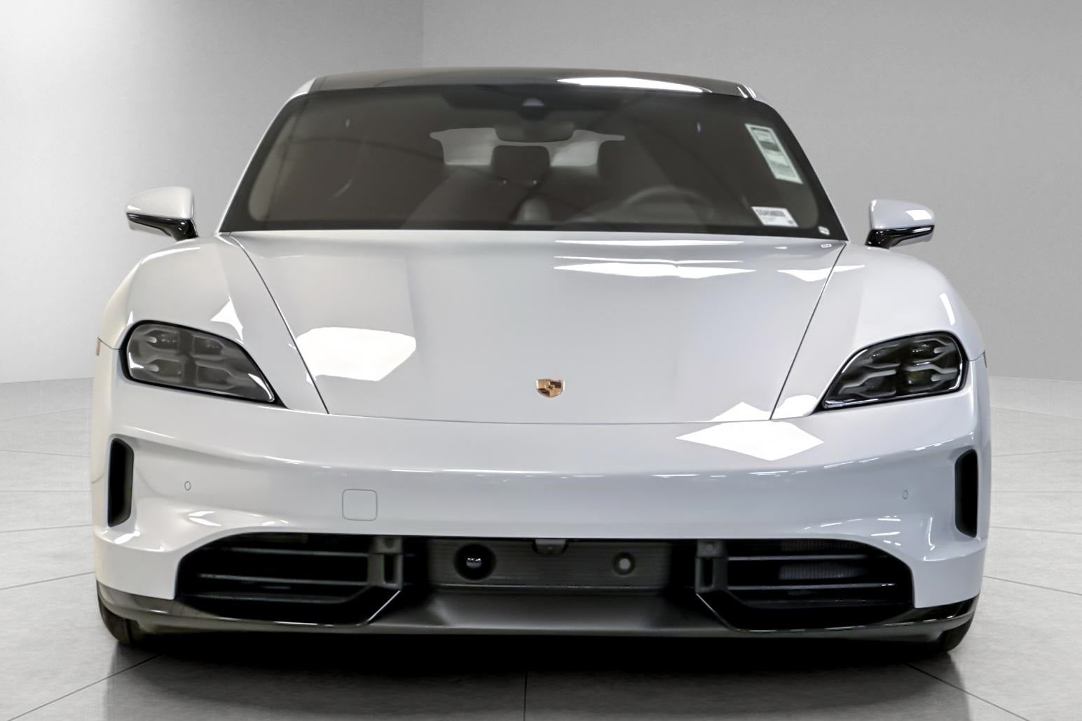 2025 Porsche Taycan Taycan GTS