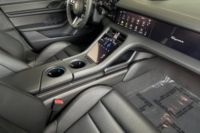 2025 Porsche Taycan Taycan GTS