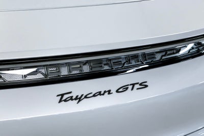 2025 Porsche Taycan Taycan GTS
