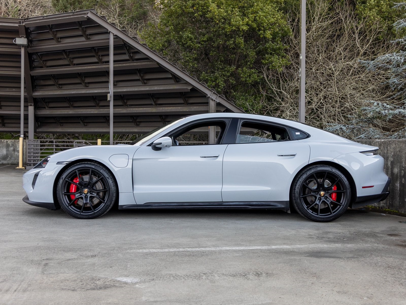 2024 Porsche Taycan Taycan GTS (MY24)