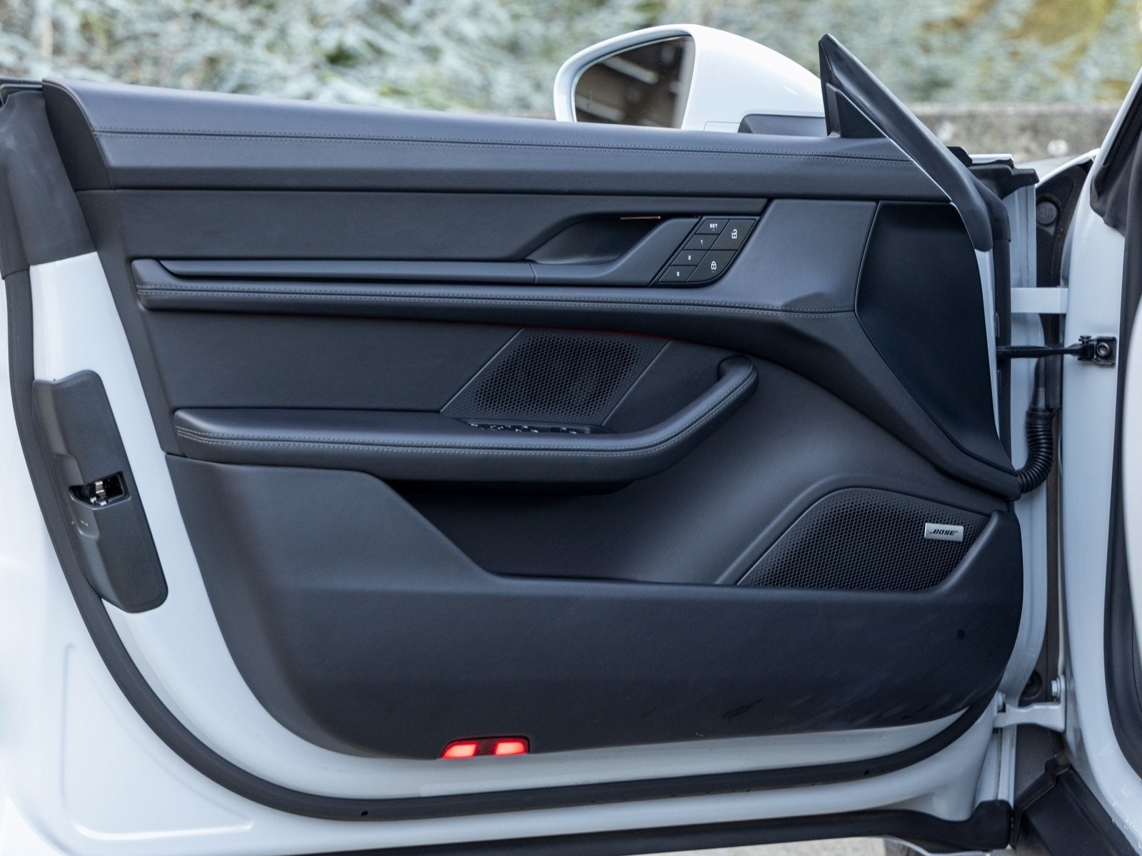 2024 Porsche Taycan Taycan GTS (MY24)