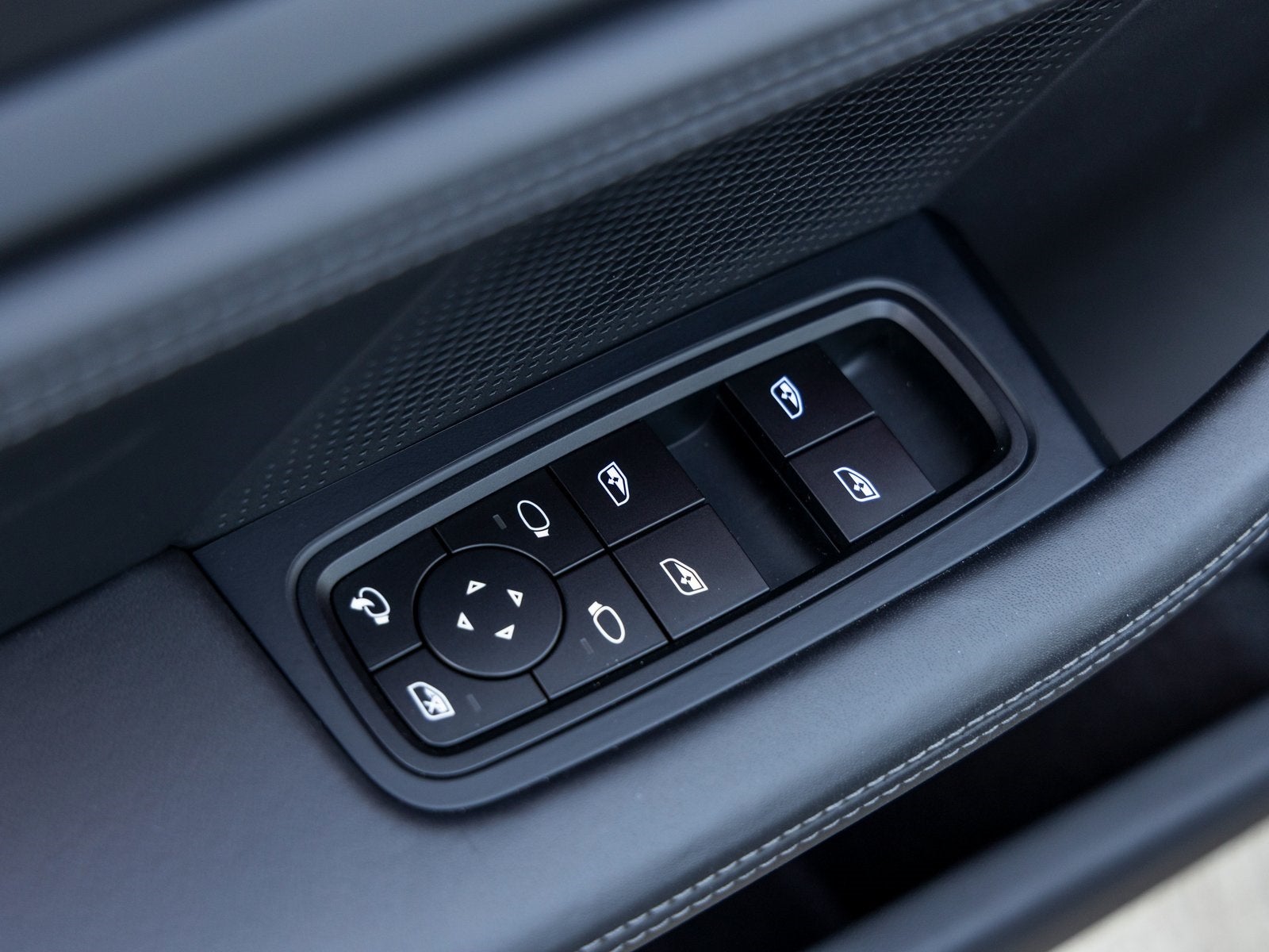 2024 Porsche Taycan Taycan GTS (MY24)