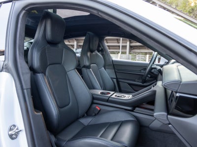 2024 Porsche Taycan Taycan GTS (MY24)