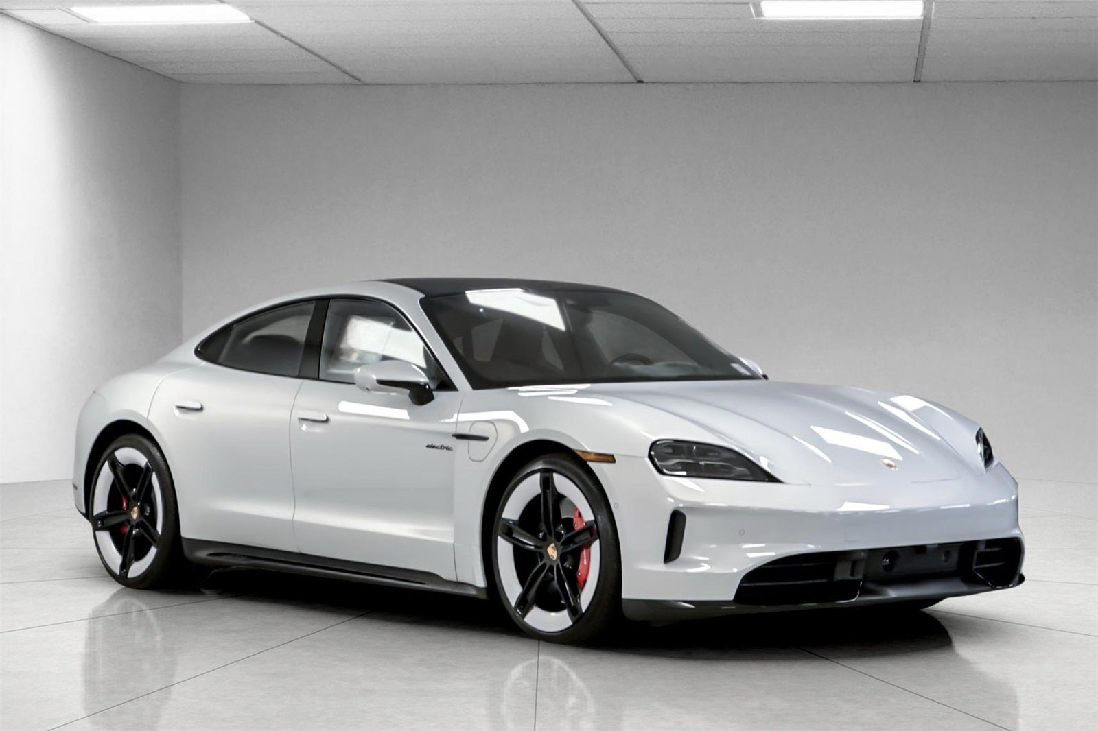 2025 Porsche Taycan Taycan GTS