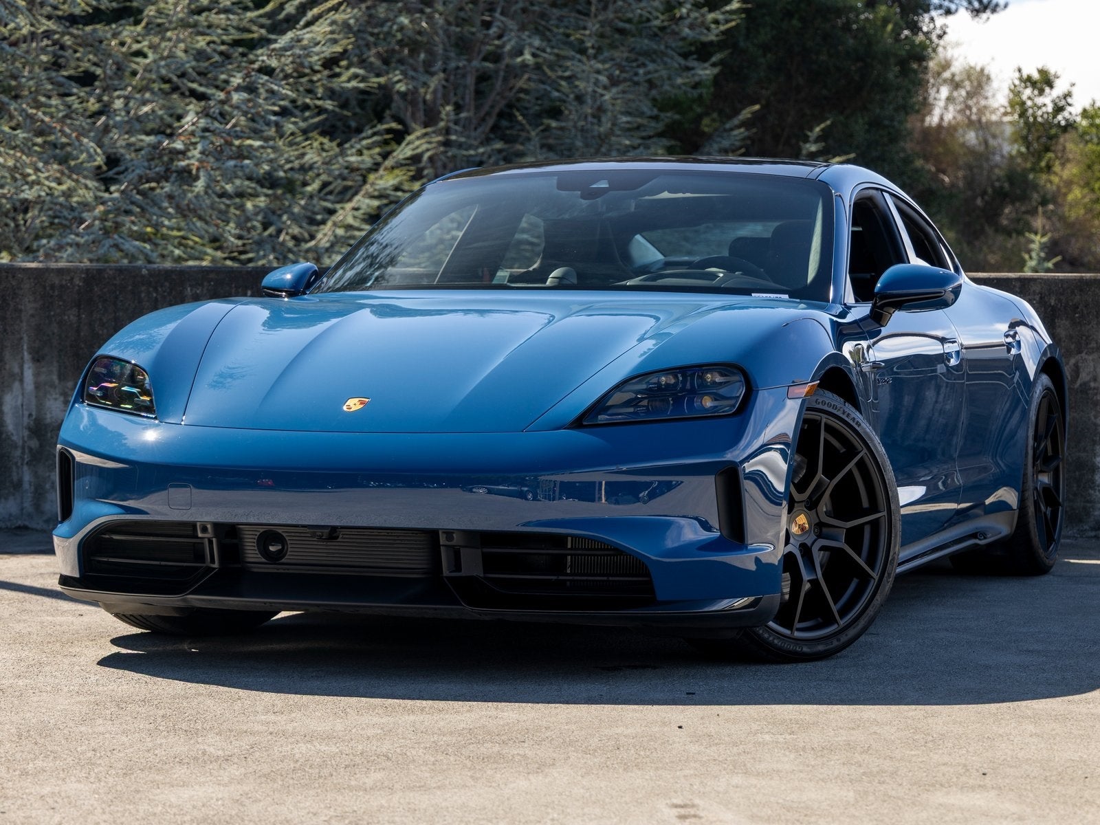 2025 Porsche Taycan Taycan GTS