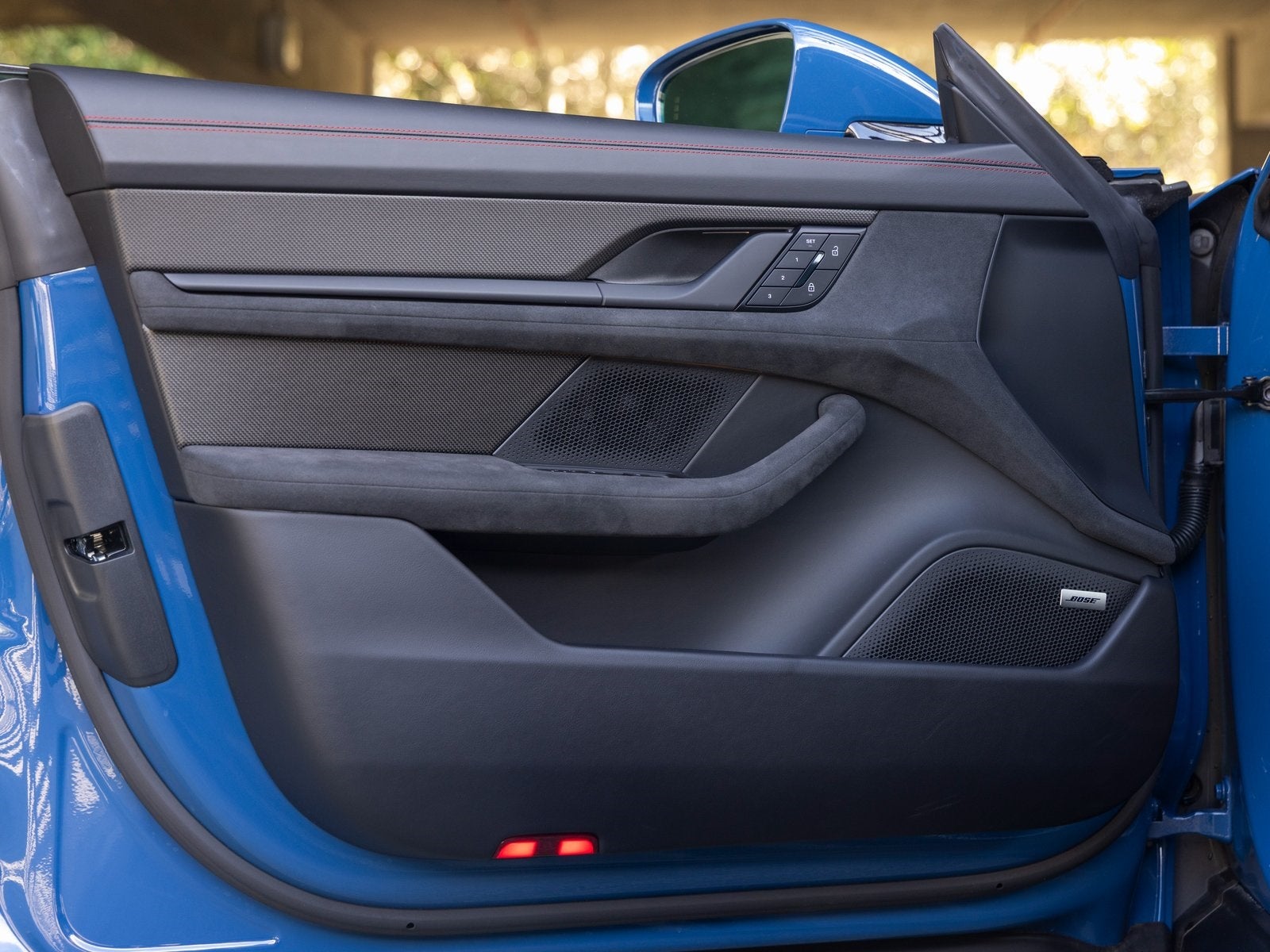 2025 Porsche Taycan Taycan GTS