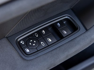 2025 Porsche Taycan Taycan GTS