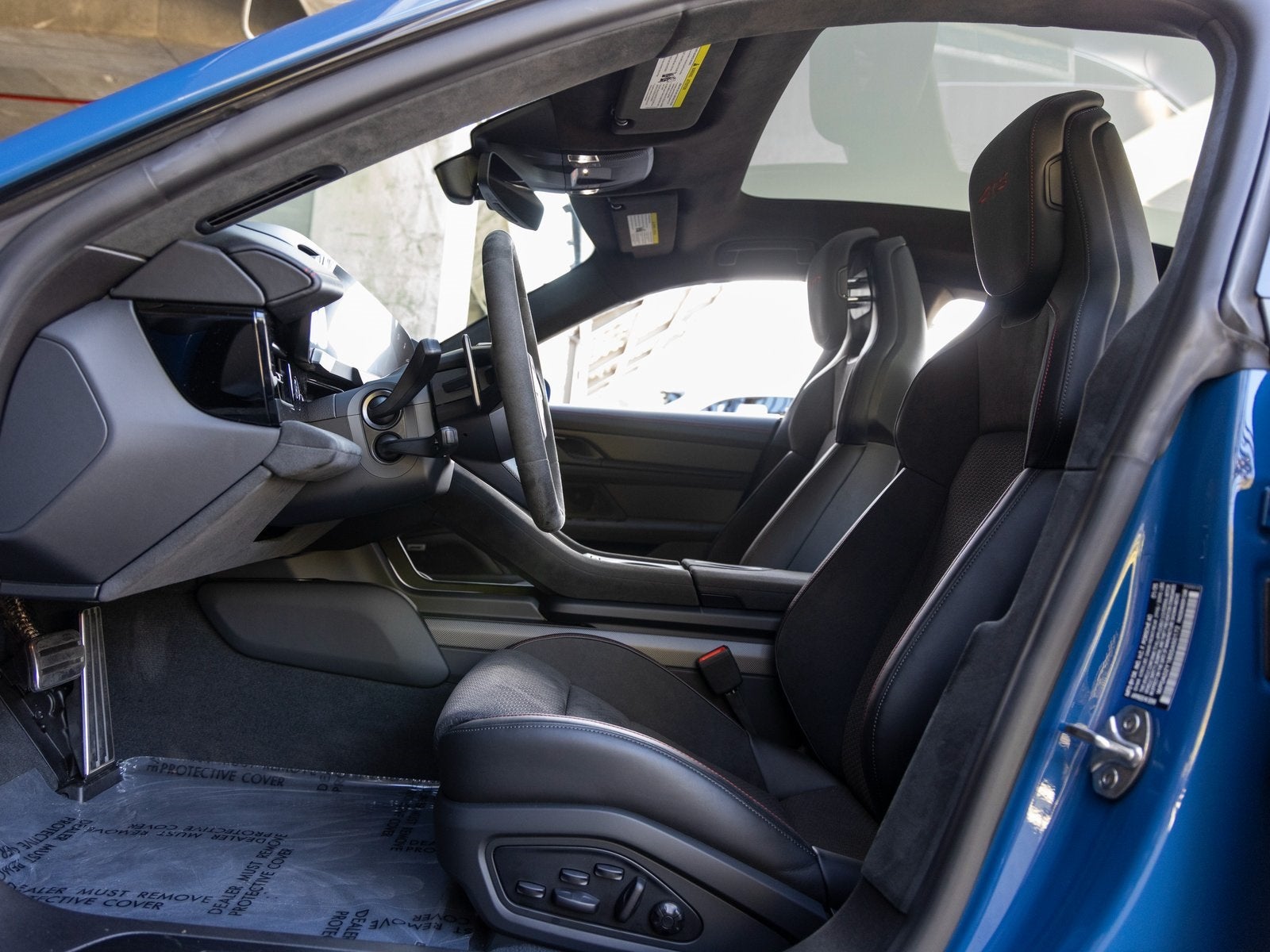 2025 Porsche Taycan Taycan GTS