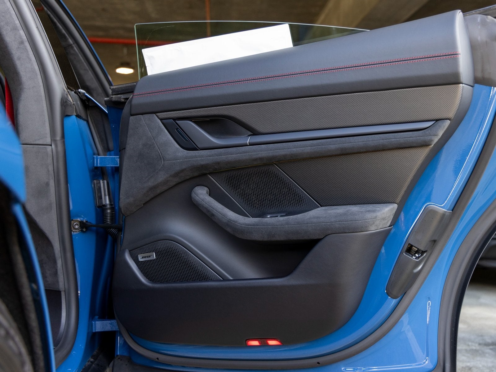 2025 Porsche Taycan Taycan GTS