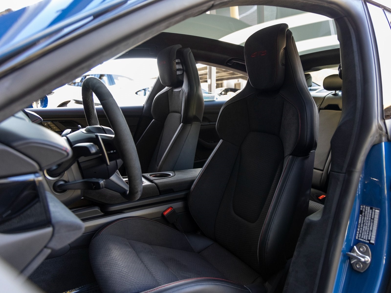 2025 Porsche Taycan Taycan GTS