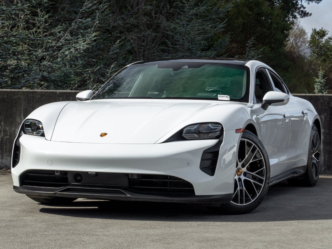 2024 Porsche Taycan GTS — photo 1 of 59