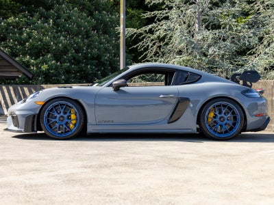 2025 Porsche 718 Cayman GT4 RS