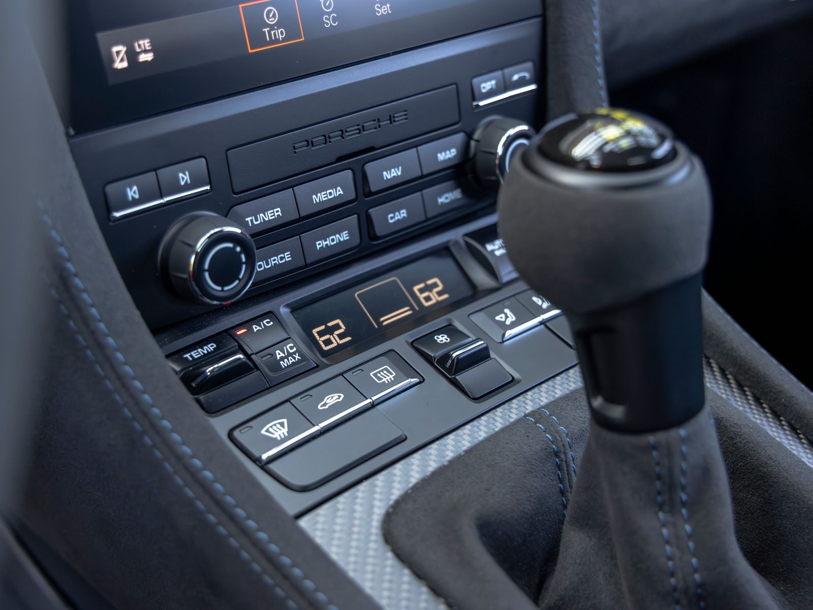 2025 Porsche 718 Cayman GT4 RS