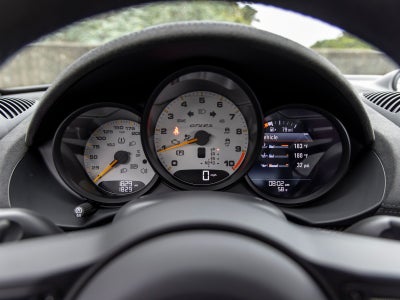 2025 Porsche 718 Cayman GT4 RS