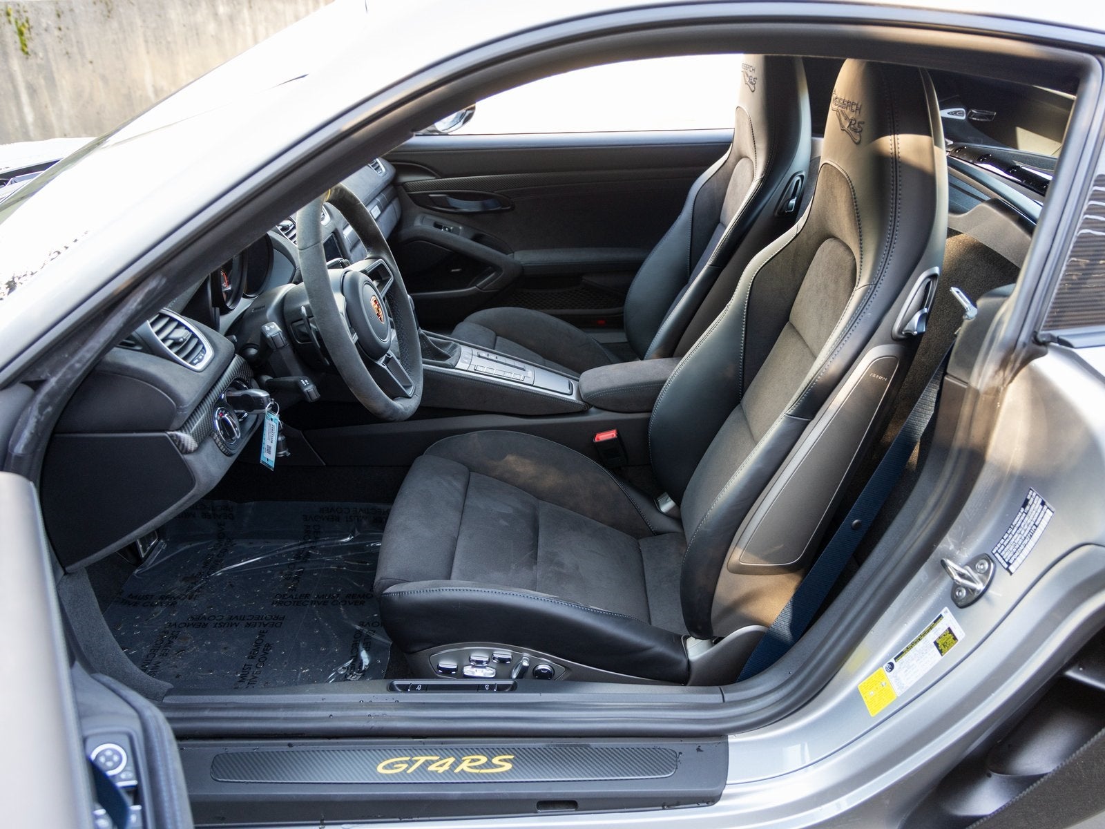 2025 Porsche 718 718 Cayman GT4 RS