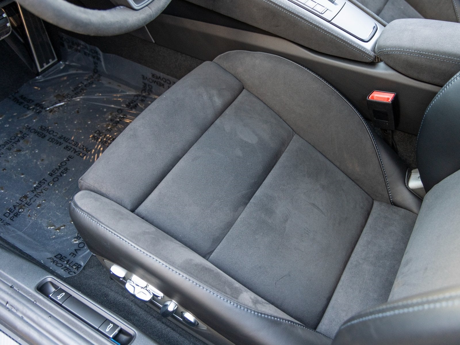 2025 Porsche 718 718 Cayman GT4 RS