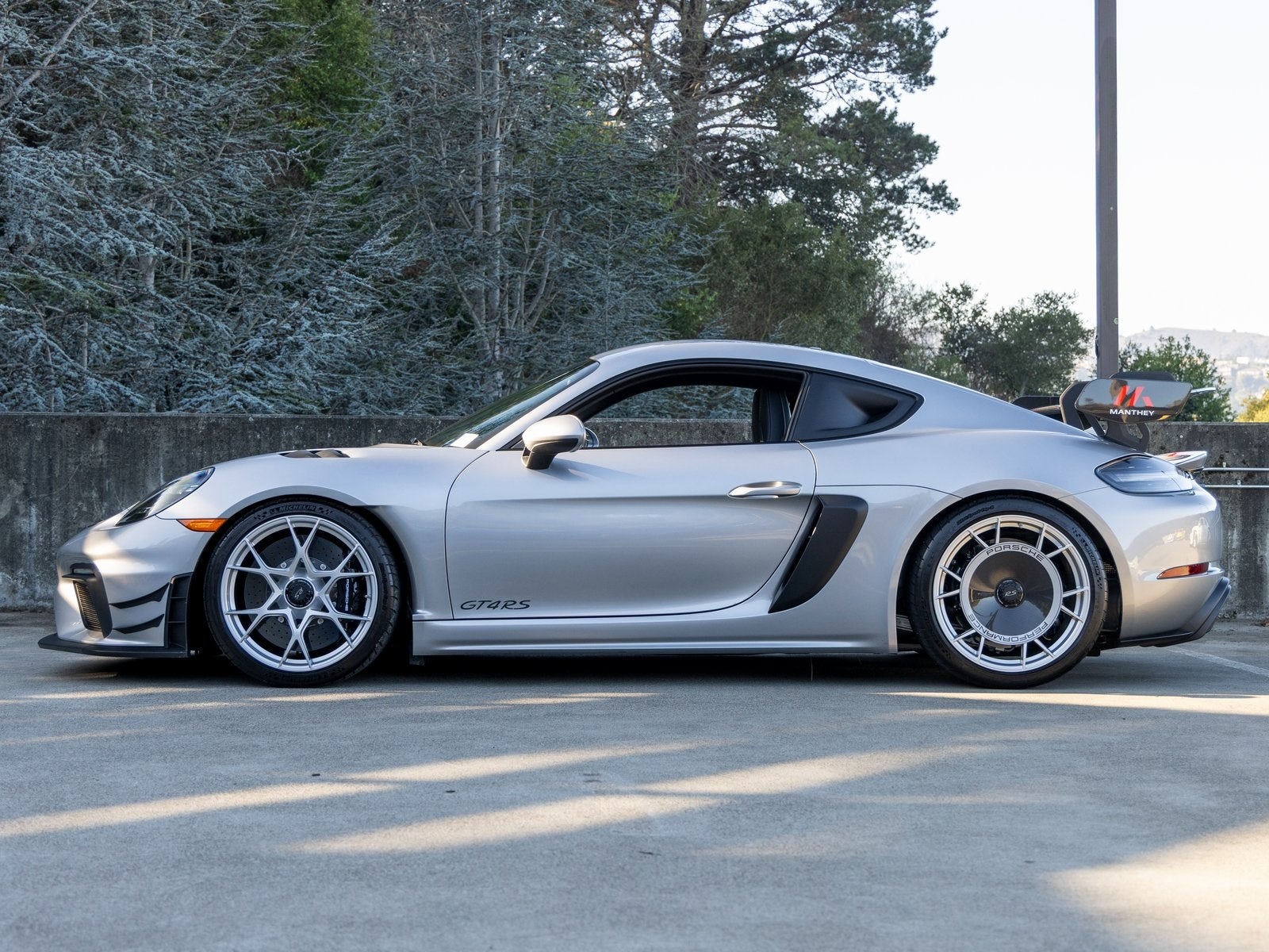 2025 Porsche 718 718 Cayman GT4 RS